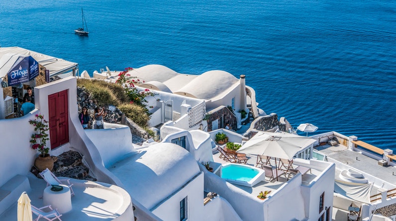 WHY IS SANTORINI SO DIFFERENT